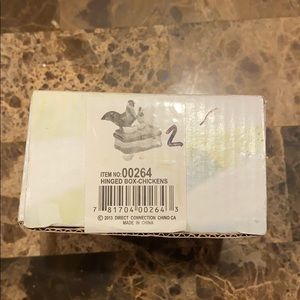Chicken and Rooster box figure